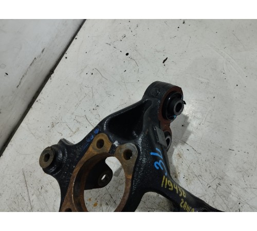 Кулак поворотный задний левый