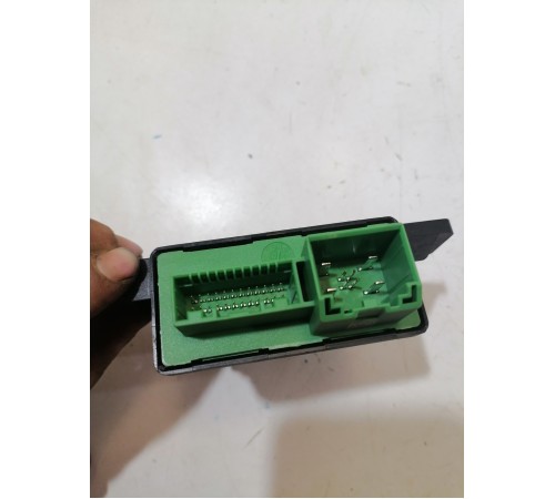 Блок управления двери задний левый