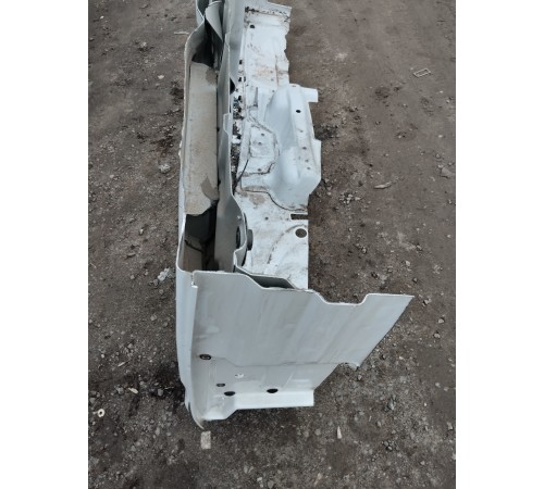 Левый порог кабины со стойкой лобового стекла