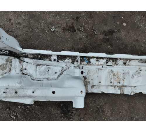 Левый порог кабины со стойкой лобового стекла