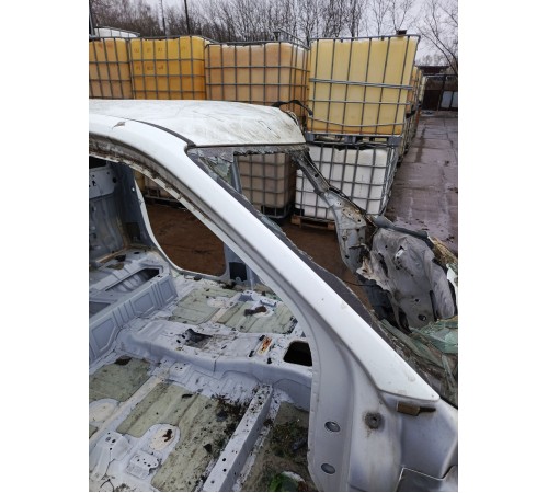 Стойка лобового стекла правая