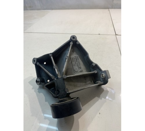 Натяжитель ремня