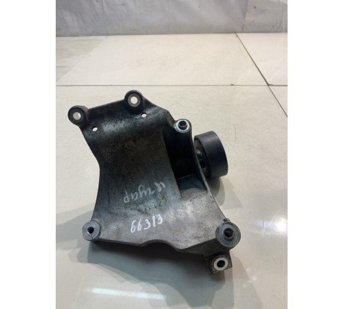 Натяжитель ремня