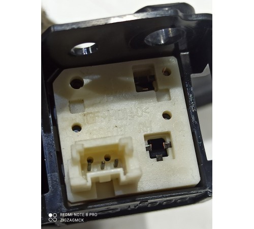 .Подрулевой переключатель(лепесток) правый