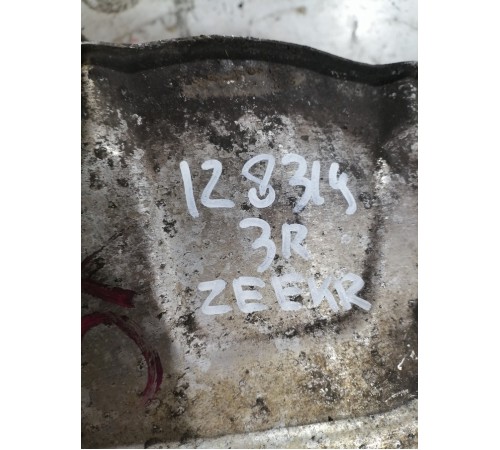 Кулак поворотный задний правый