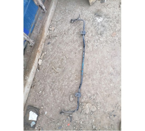 Стабилизатор передний