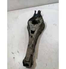 Рычаг задний правый