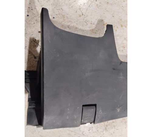 Накладка торпедо нижняя левая