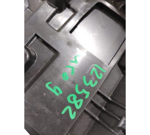 Накладка торпедо нижняя левая