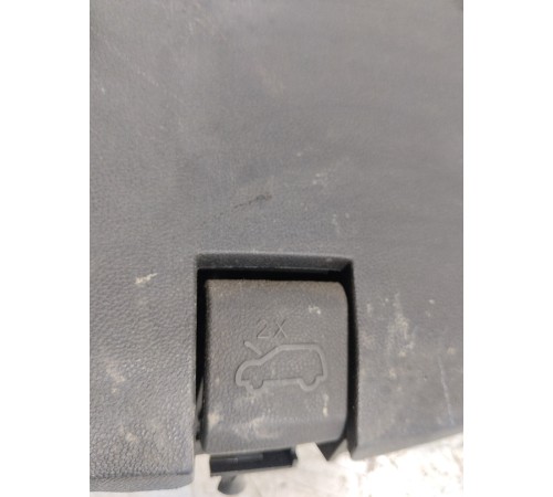 Накладка торпедо нижняя левая