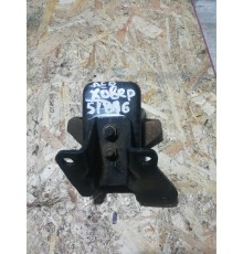 Опора двигателя Левая