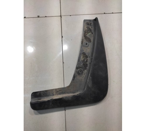 Брызговик (задний, правый)