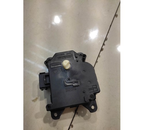 Моторчик привода заслонок отопителя