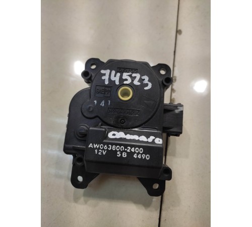 Моторчик привода заслонок отопителя