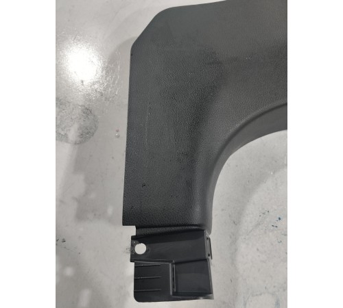 Накладка стойки передняя правая