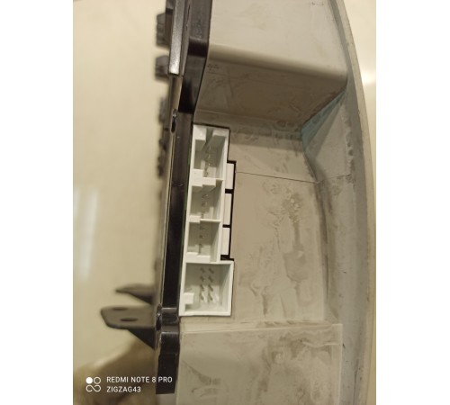 Плафон внутреннего освещения(центральный)