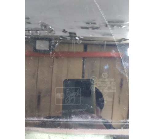 Глухое стекло заднее левое,форточка