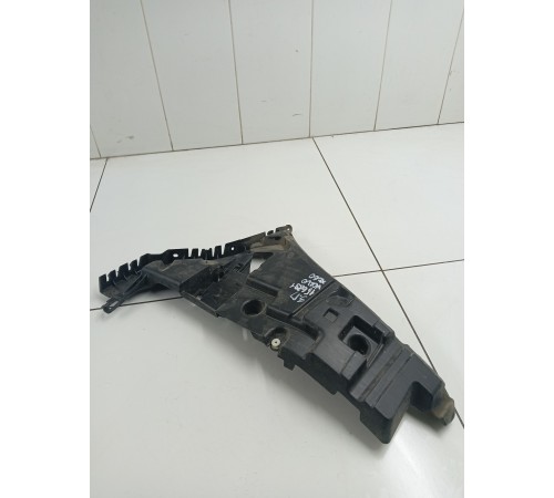 Кронштейн крепление заднего бампера правый