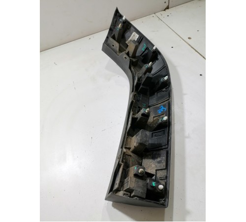 Накладка арки крыла задняя левая