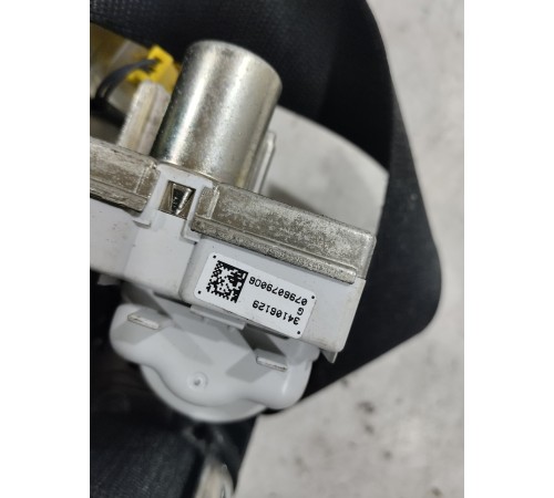 Ремень безопасности (передний правый)