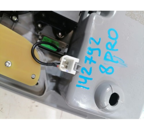 Плафон салона передний