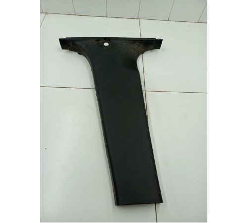 Обшивка центральной стойки левая нижняя