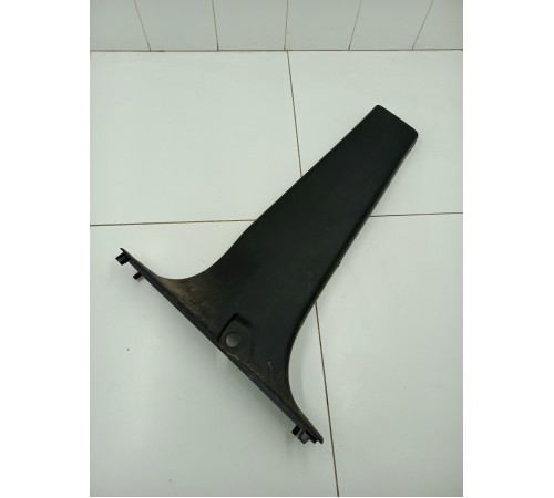 Обшивка центральной стойки левая нижняя