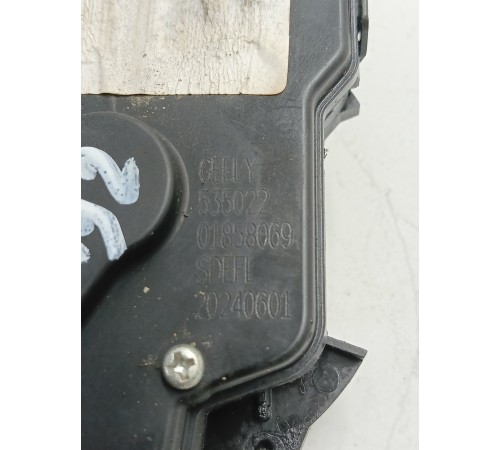 Замок двери передний левый