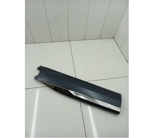 Накладка двери задняя левая