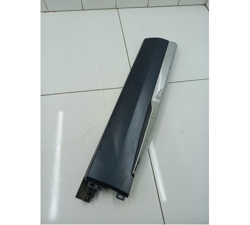 Накладка двери задняя левая