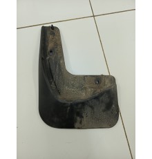 Брызговик задний левый