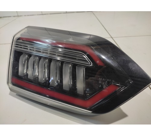 Фонарь крышки багажника левый внутренний