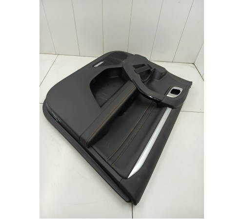 Обшивка двери передняя правая