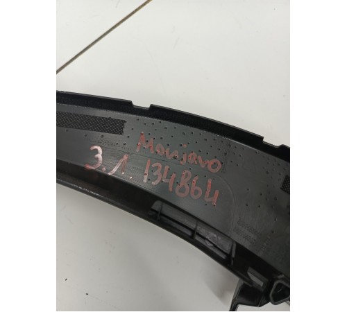 Накладка рамки стекла задняя левая