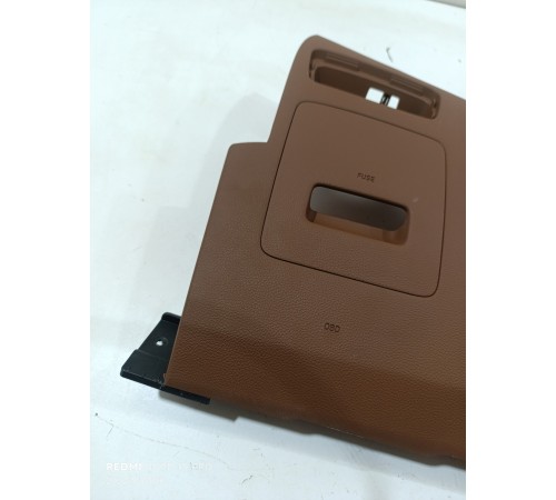 Накладка торпедо левая