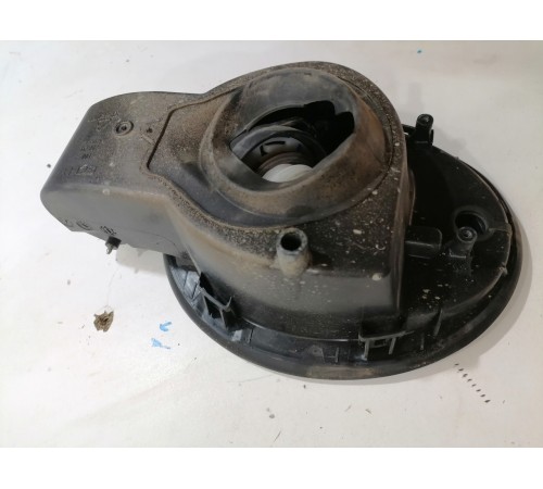 Лючок топливного бака