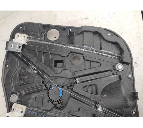 Стеклоподъемник (передний левый)