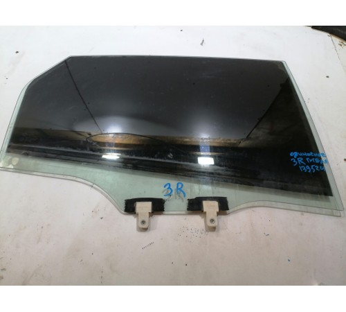 Стекло двери заднее правое
