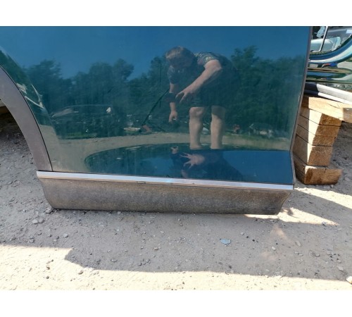 Дверь задняя правая