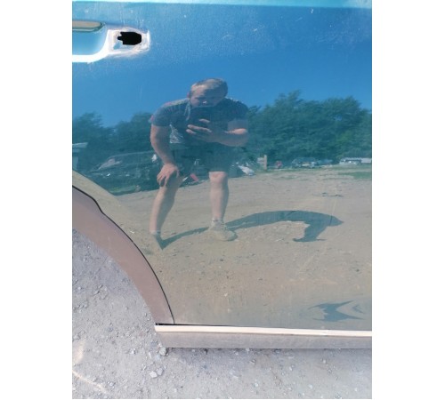 Дверь задняя правая