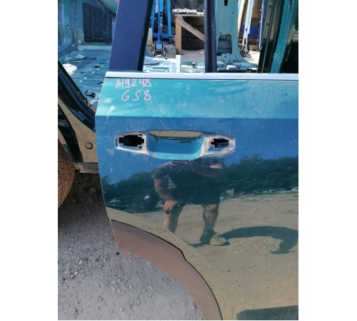 Дверь задняя правая