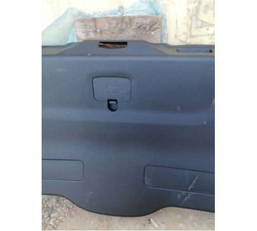 Обшивка багажника 