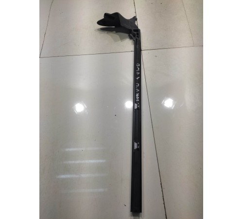 Уплотнитель стекла (передний, левый, внутренний)