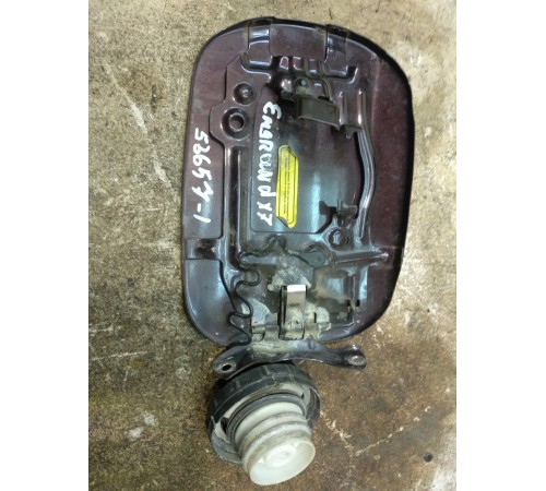 Лючок бензобака