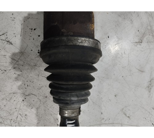 Привод (полуось) передний правый