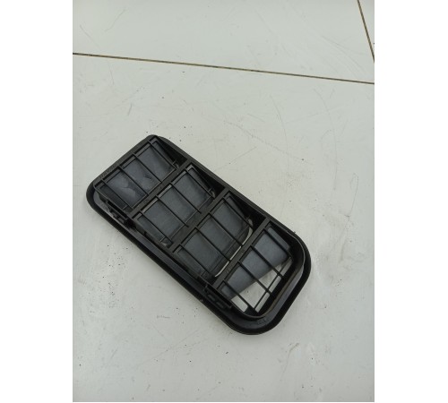 Дифлектор крыла задний правый 