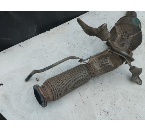 Сажевый фильтр (катализатор) с приемной трубой