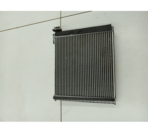 Радиатор кондиционера (конденсер)