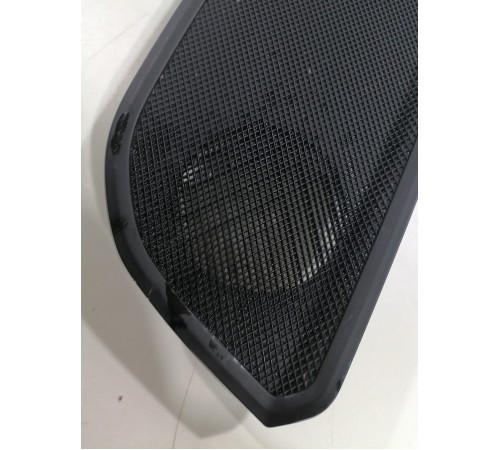 Решетка крышка динамика