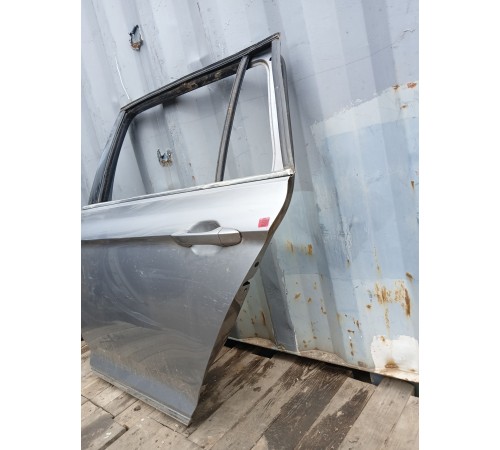 Дверь задняя левая